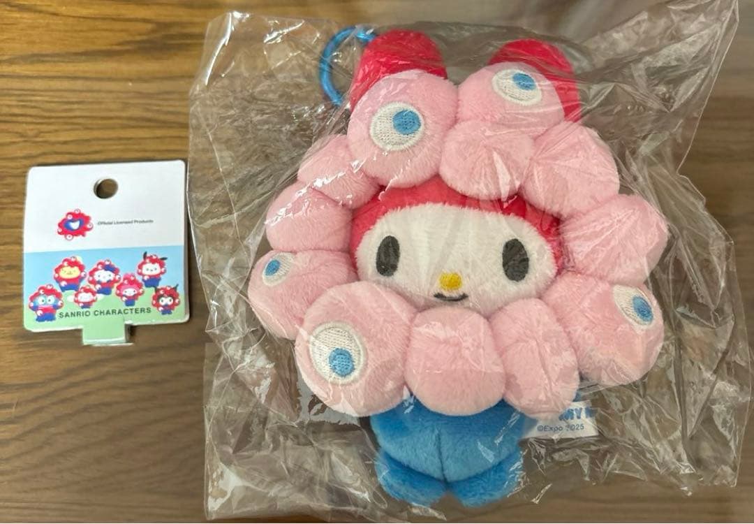 サンリオ ♡ 万博 ミャクミャクなりきりぬいぐるみ マイメロディ カラビナ付き