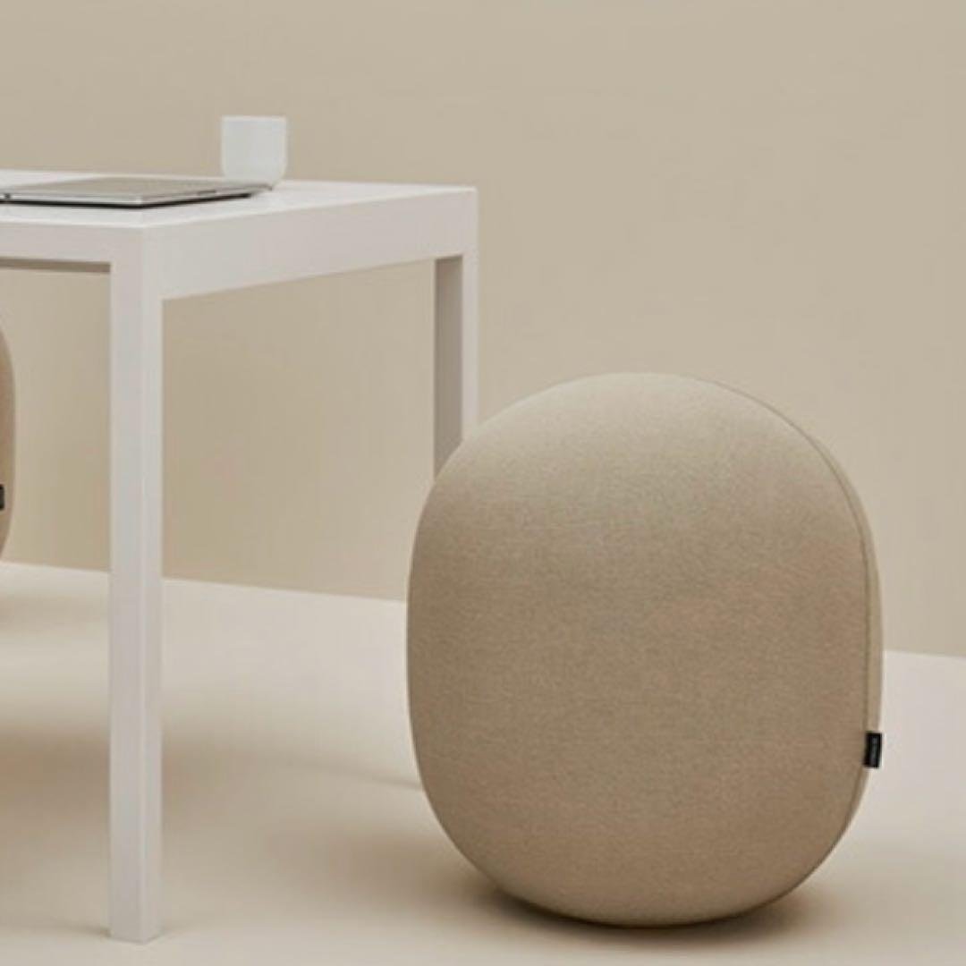 マロウ　mallow ニット　バランスボール　ベージュ