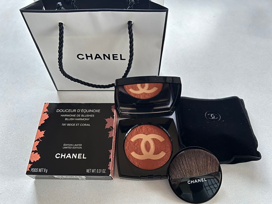 【新品未使用】シャネルドゥスールデキノックス797（チークカラー）