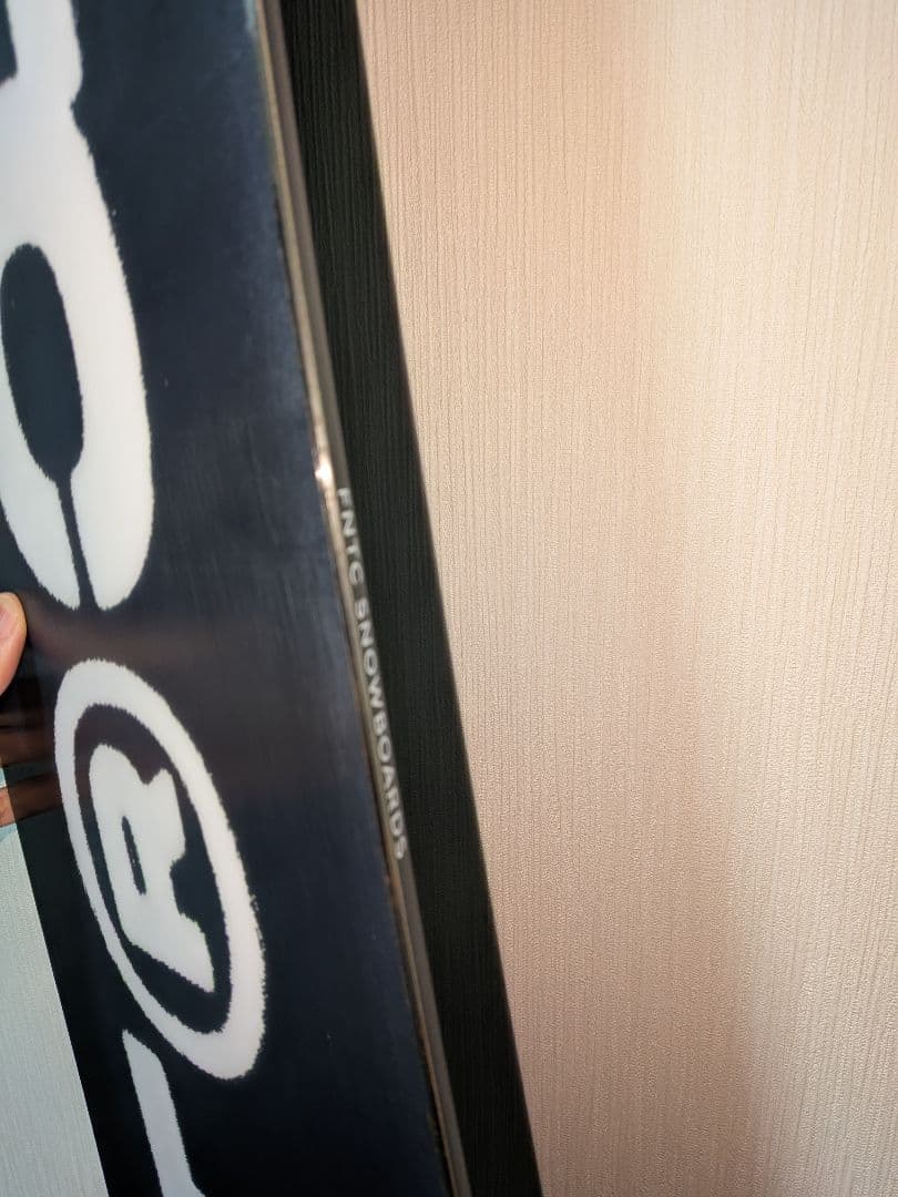 FNTC TNTR BLACK/WHITE スノーボード　157cm