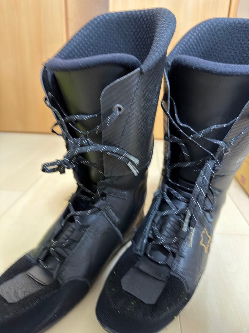 Fisher RC4 スキーブーツ 110 イエロー インナーシューズ付き