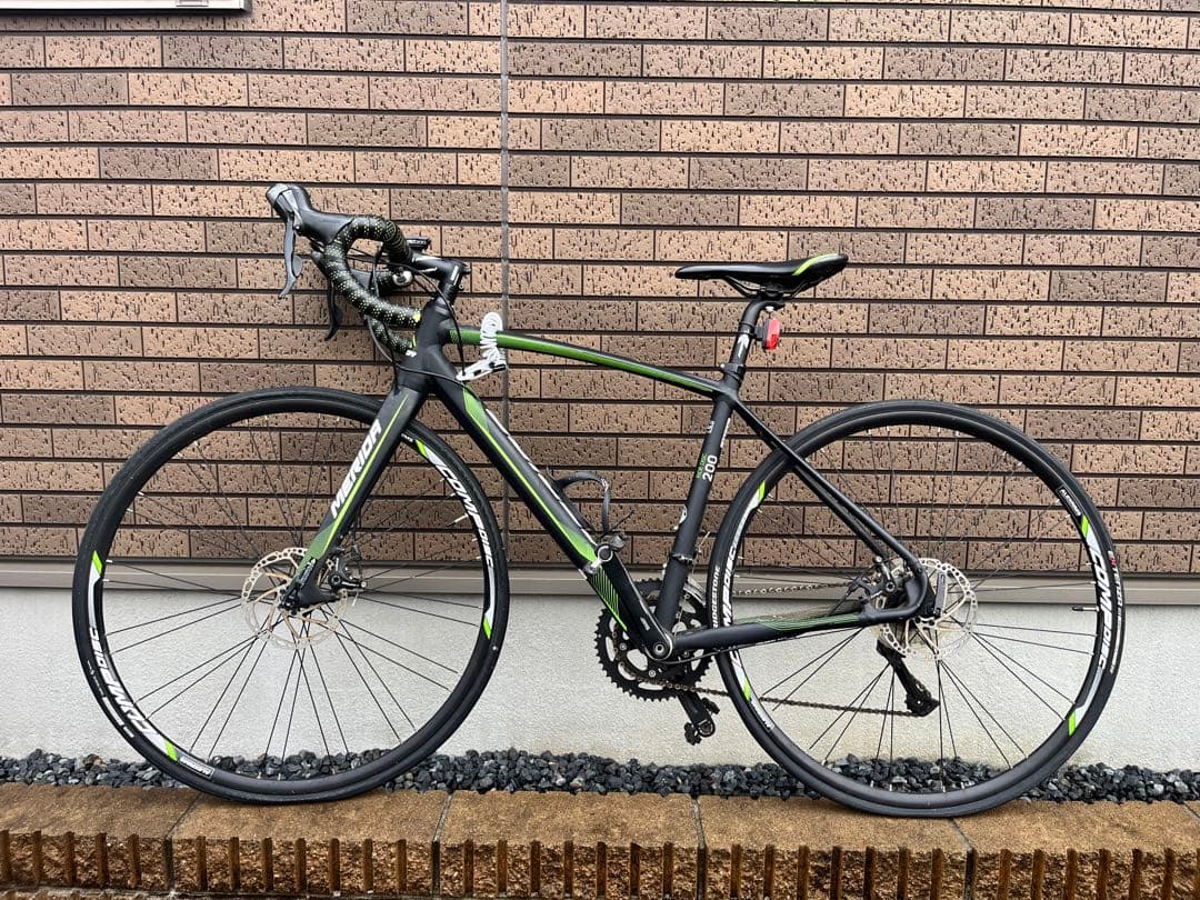 MERIDAロードバイク ブラック/グリーン 700C