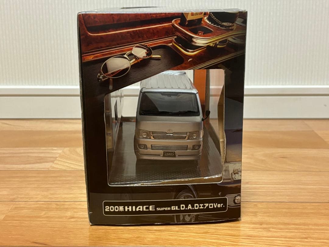 DISM 1/24 ハイエース 200系 SUPER GL D.A.D エアロ